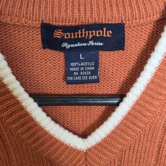 Southpole Signature Series Sweater Vest - Picture 3 of 3